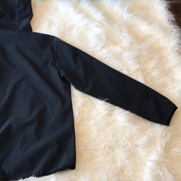 Charcoal L Henri Lloyd Pacific Hood - Picture 8 of 8